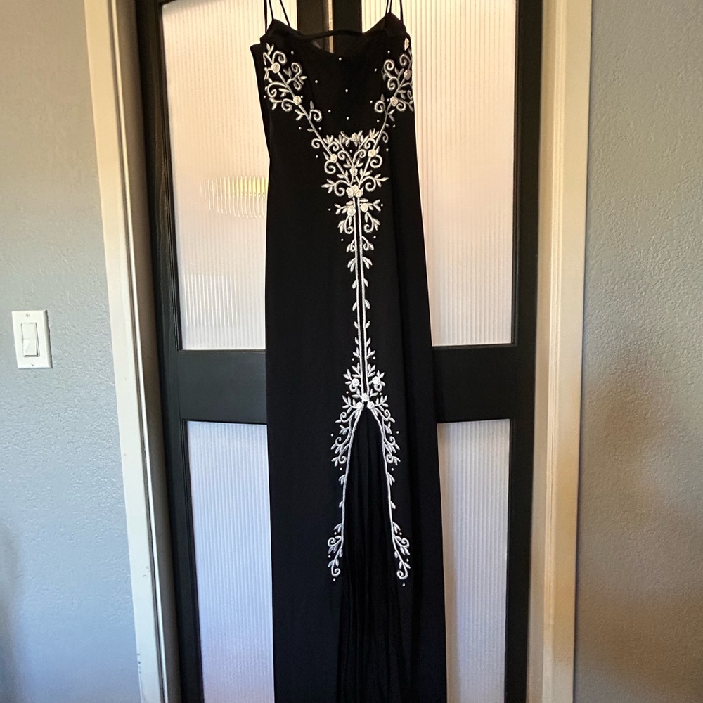 Elegant Black Prom Dress